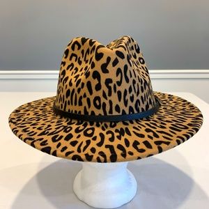 NEW Fedora Animal Print Wide-Brim Cheetah Leopard Cowgirl Hat NWT W Leather Band